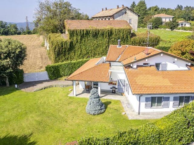 Villa Indipendente in vendita a Caidate, Sumirago