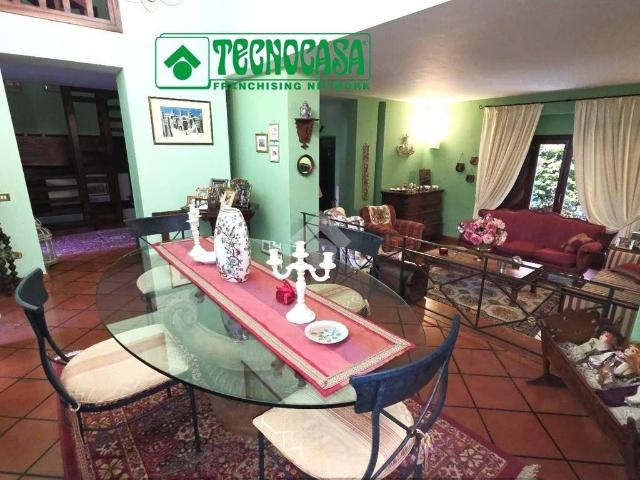 Villa Indipendente in vendita a Summonte, Campania