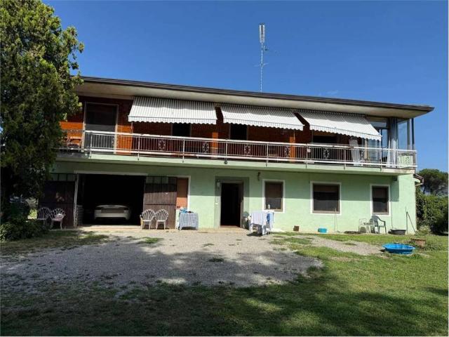 Villa Indipendente in vendita a Piemonte, Novara