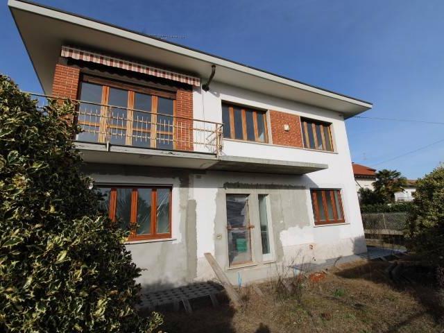 Villa Indipendente in vendita a Piemonte, Novara