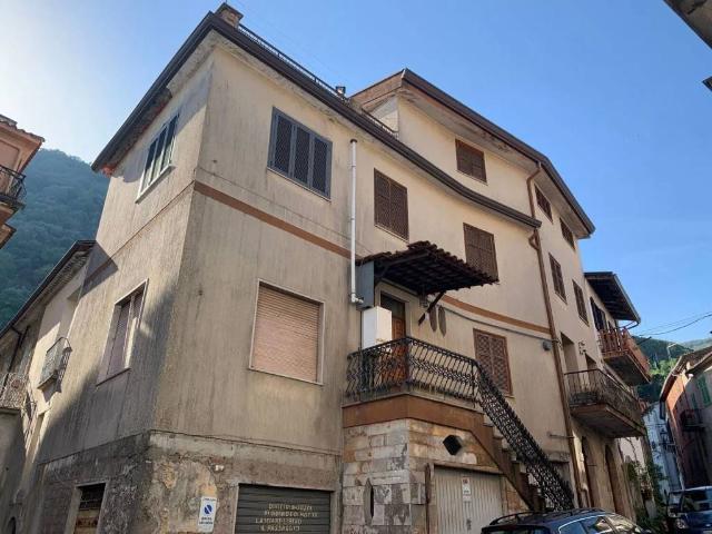 Villa Indipendente in vendita a Supino, Lazio