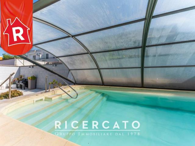 Villa Indipendente in vendita a Puglia, Lecce