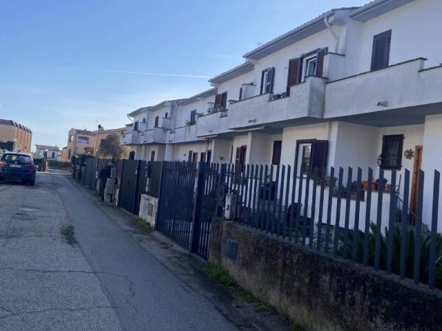 Villa Indipendente in vendita a Sutri, Lazio