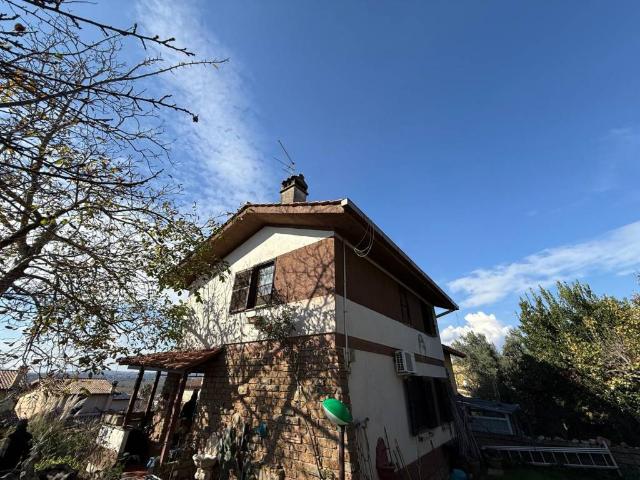 Villa Indipendente in vendita a Colle Diana, Sutri