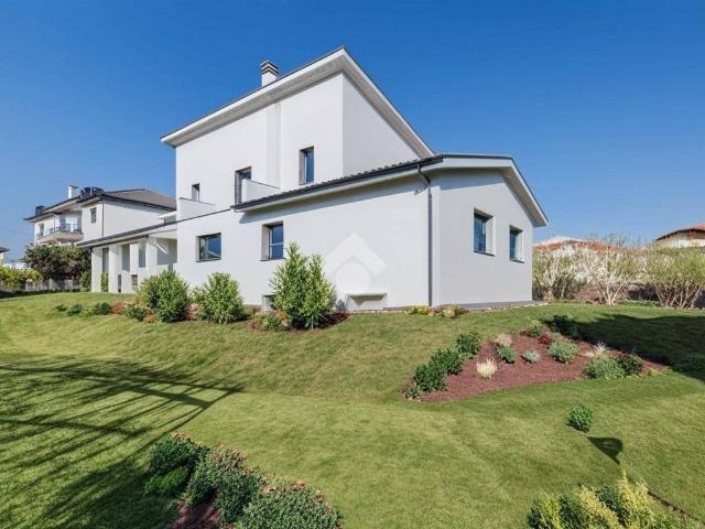 Villa Indipendente in vendita a Sutri, Lazio