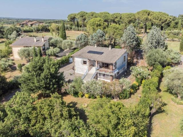 Villa Indipendente in vendita a San Benedetto, Sutri