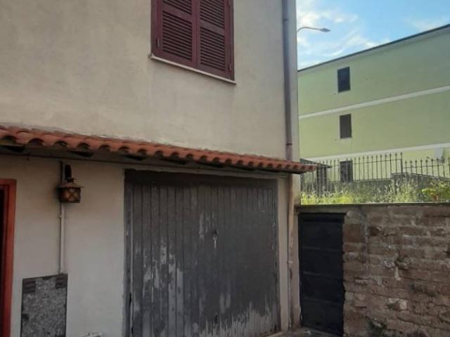 Villa Indipendente in vendita a Sutri, Lazio