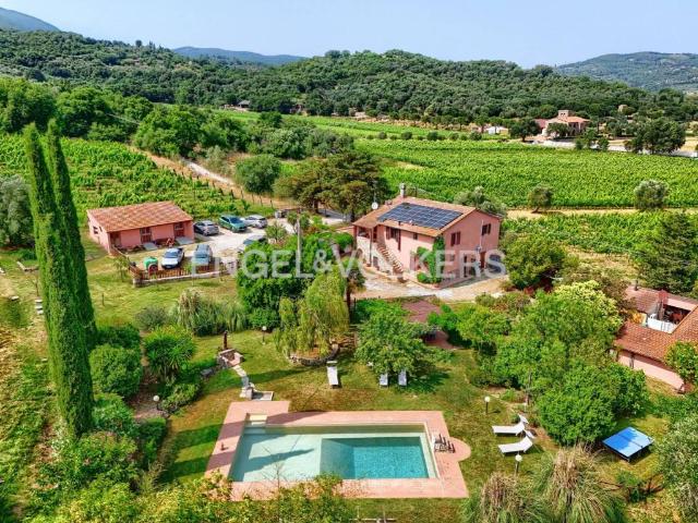 Villa Indipendente in vendita a Suvereto, Toscana