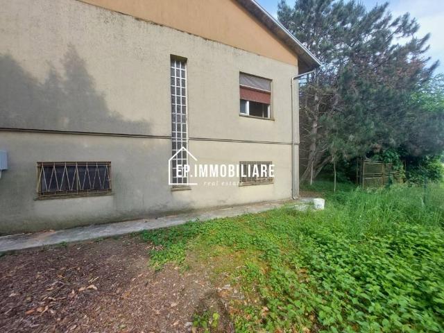 Villa Indipendente in vendita a Suzzara, Lombardia