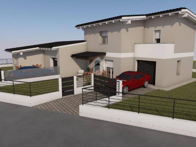 Villa Indipendente in vendita a Suzzara, Lombardia