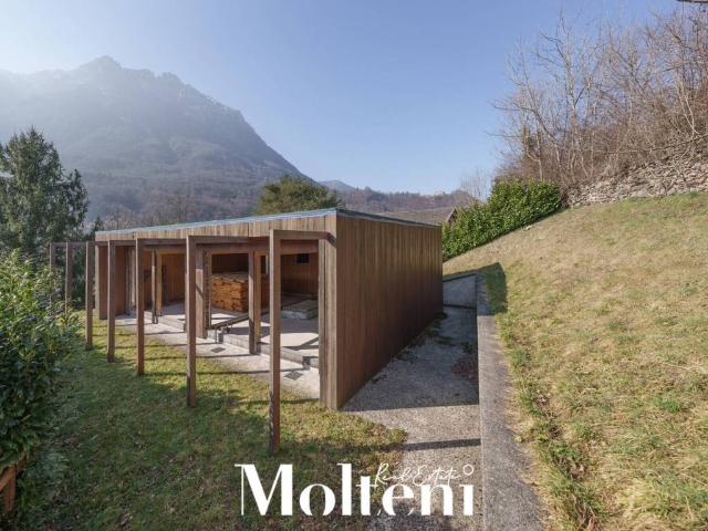 Villa Indipendente in vendita a Taceno, Lombardia