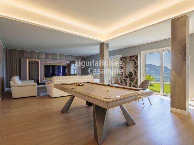 Villa Indipendente in vendita a Taggia