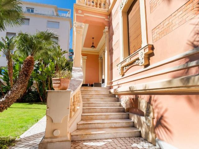 Villa Indipendente in vendita a Taggia, Arma Di Taggia