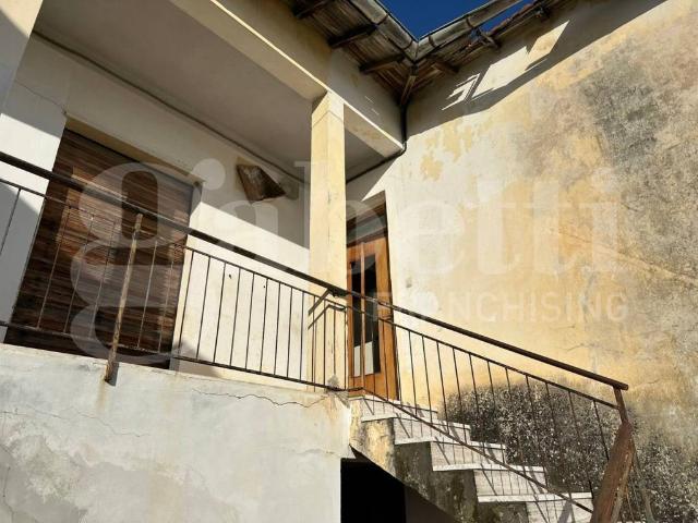 Villa Indipendente in vendita a Taggia