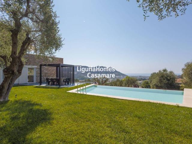 Villa Indipendente in vendita a Taggia