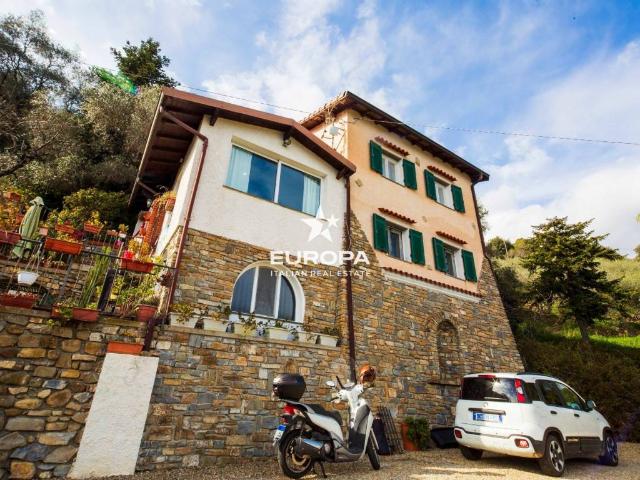 Villa Indipendente in vendita a Taggia