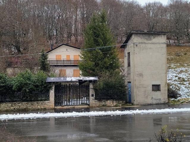 Villa Indipendente in vendita a Marsia, Tagliacozzo