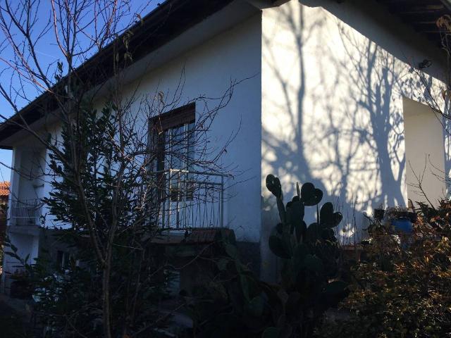Villa Indipendente in vendita a Cheglio, Taino