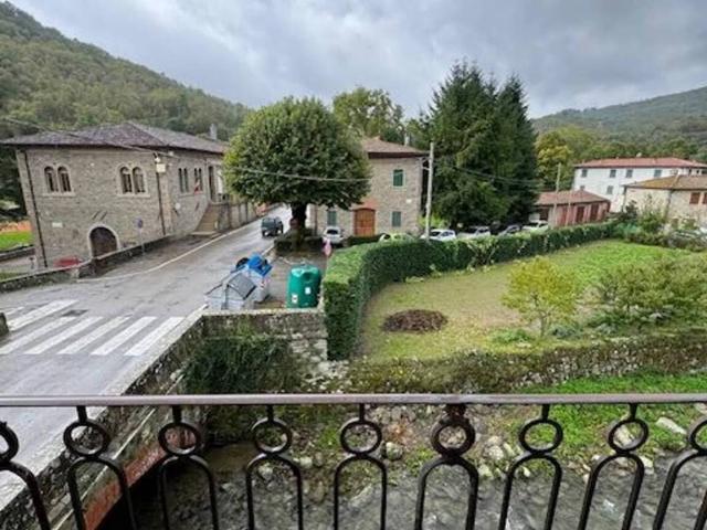 Villa Indipendente in vendita a Talla, Toscana