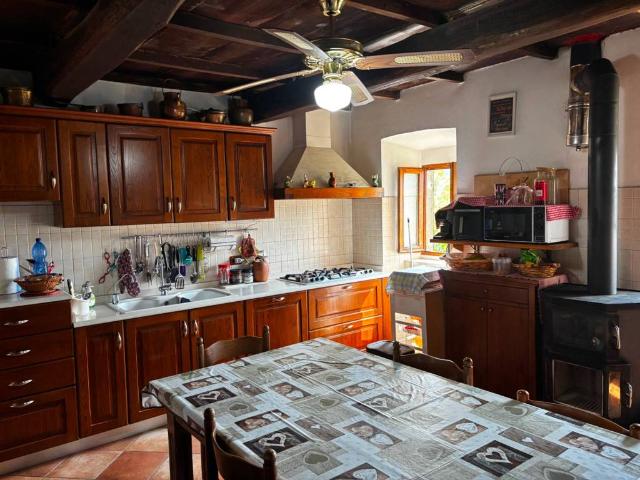 Villa Indipendente in vendita a Casalvescovo, Talla
