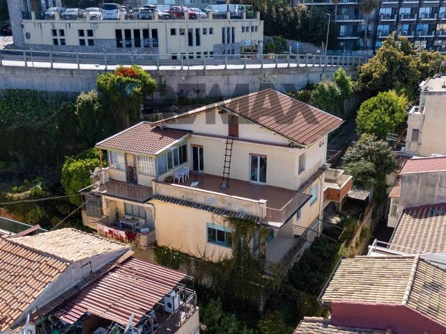 Villa Indipendente in vendita a Taormina, Sicilia