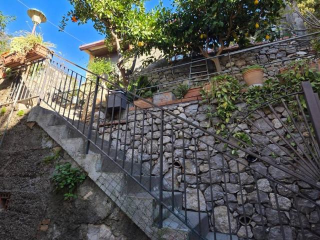 Villa Indipendente in vendita a Taormina, Sicilia