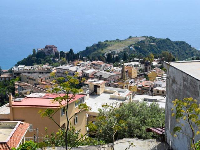 Villa Indipendente in vendita a Taormina, Sicilia
