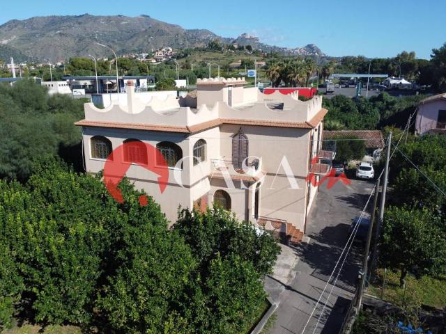 Villa Indipendente in vendita a Taormina, Sicilia