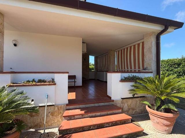 Villa Indipendente in vendita a Lama, Puglia