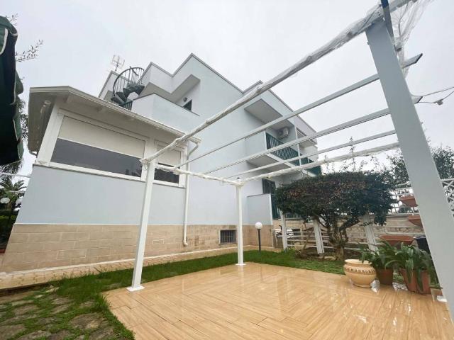 Villa Indipendente in vendita a Puglia, Taranto
