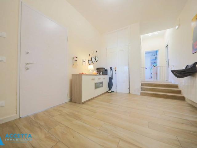 Villa Indipendente in vendita a Lama, Puglia