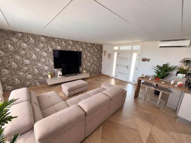 Villa Indipendente in vendita a Talsano, Taranto