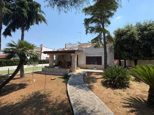 Villa Indipendente in vendita a Lama, Puglia