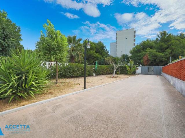 Villa Indipendente in vendita a Lama, Puglia