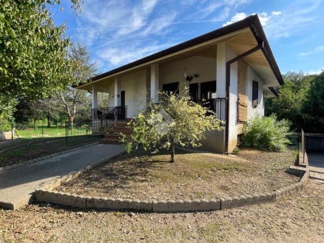 Villa Indipendente in vendita a Molinis di Sotto, Tarcento