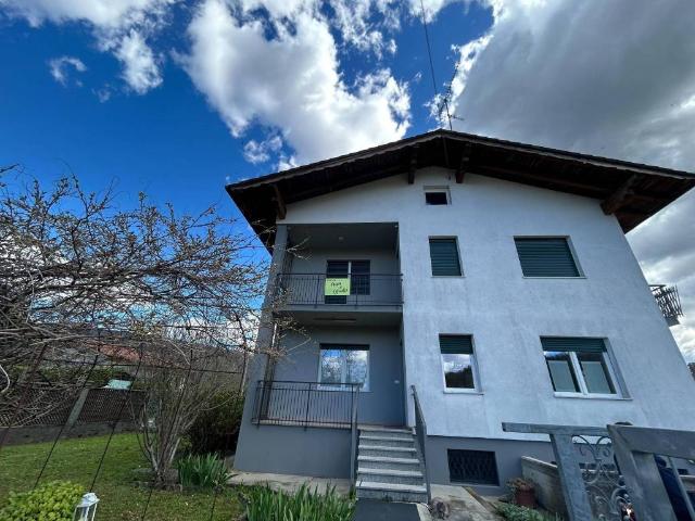 Villa Indipendente in vendita a Tarcento, Friuli-Venezia Giulia
