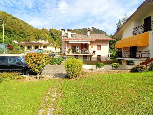 Villa Indipendente in vendita a Ciseriis, Tarcento / Tarcint