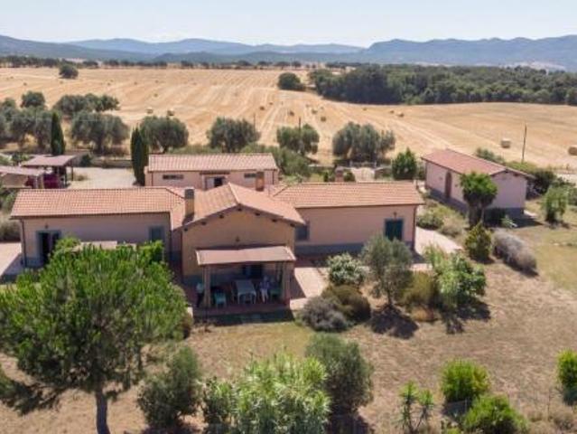 Villa Indipendente in vendita a Tarquinia, Lazio