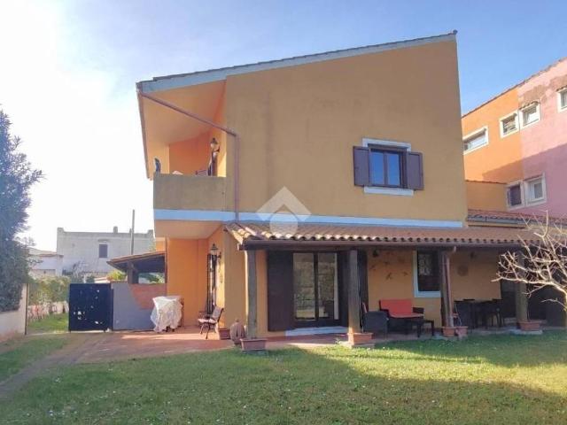 Villa Indipendente in vendita a Tarquinia, Lazio