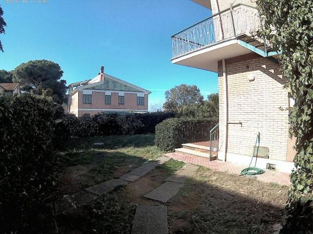 Villa Indipendente in vendita a Tarquinia, Lazio