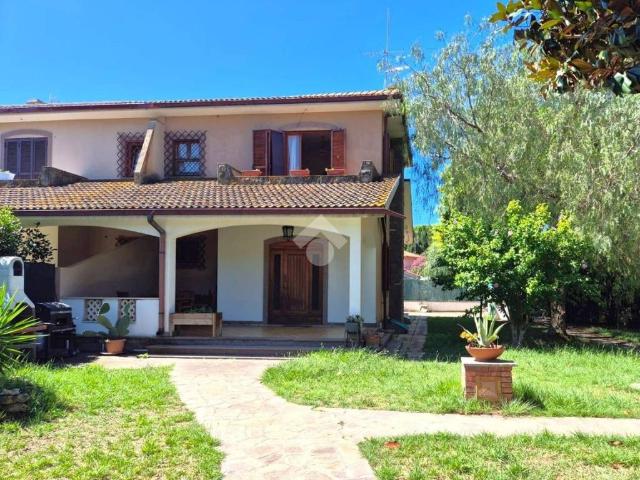 Villa Indipendente in vendita a Tarquinia, Lazio