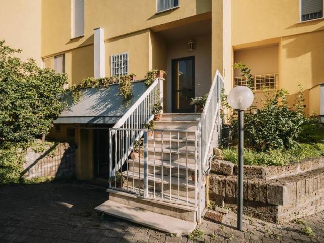 Villa Indipendente in vendita a Tarquinia, Lazio