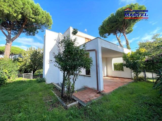 Villa Indipendente in vendita a Tarquinia, Lazio