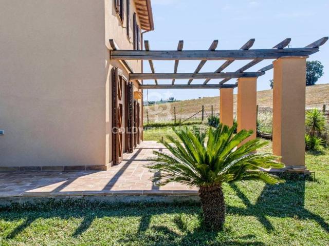 Villa Indipendente in vendita a Tarquinia, Lazio