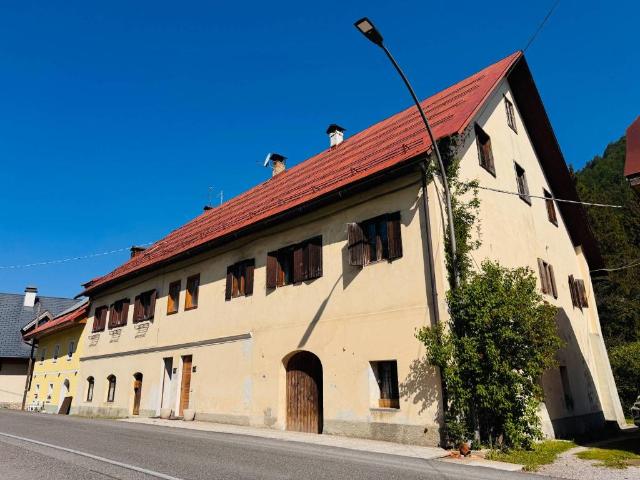 Villa Indipendente in vendita a Tarvisio, Friuli-Venezia Giulia