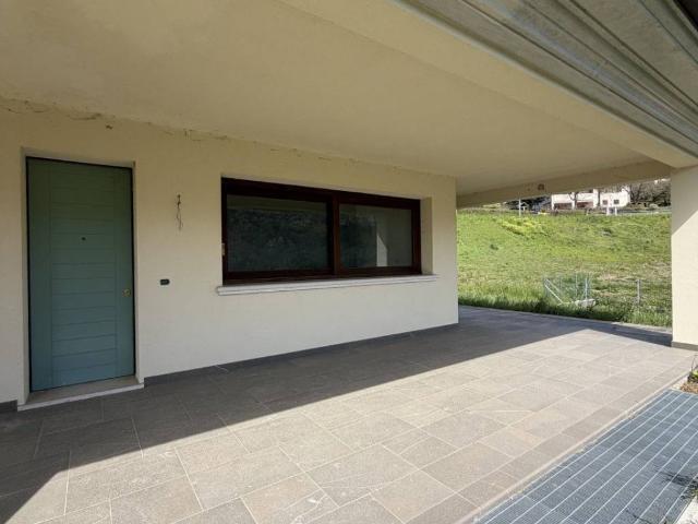 Villa Indipendente in vendita a Tarzo, Veneto
