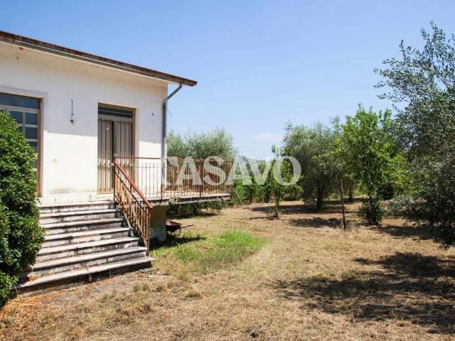 Villa Indipendente in vendita a Taurasi, Campania