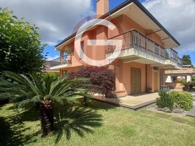 Villa Indipendente in vendita a Calabria, Reggio Calabria