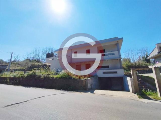 Villa Indipendente in vendita a Calabria, Reggio Calabria