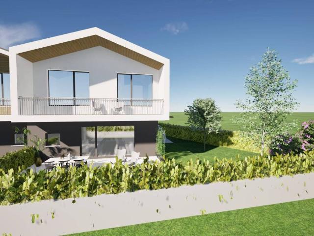 Villa Indipendente in vendita a Tavagnacco, Friuli-Venezia Giulia
